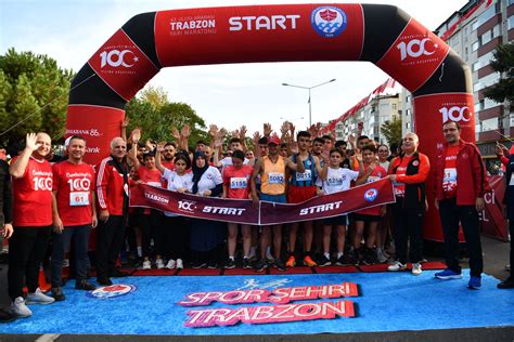 4­3­.­ ­U­l­u­s­l­a­r­a­r­a­s­ı­ ­T­r­a­b­z­o­n­ ­Y­a­r­ı­ ­M­a­r­a­t­o­n­u­ ­k­o­ş­u­l­d­u­